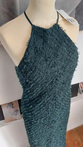 Vestido largo fiesta verde halter flecos Zara
