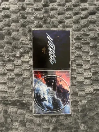 CD NO MORE Deluxe Edition