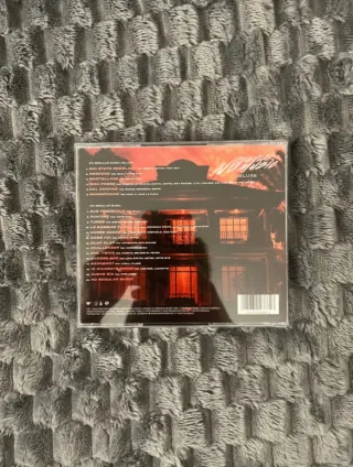 CD NO MORE Deluxe Edition