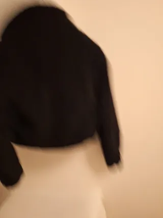 Chaqueta Bershka borreguito negra