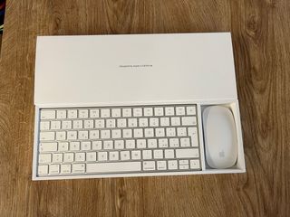 Tastiera e Mouse Apple Magic Keyboard Mouse