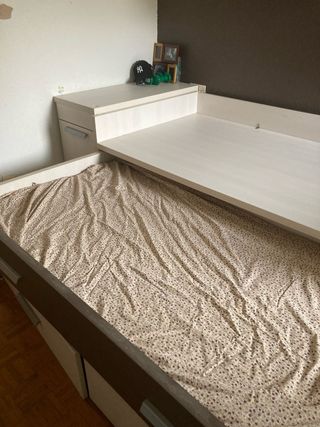 Cama litera de madera