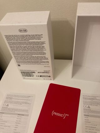 Caja de iPhone SE (PRODUCT)