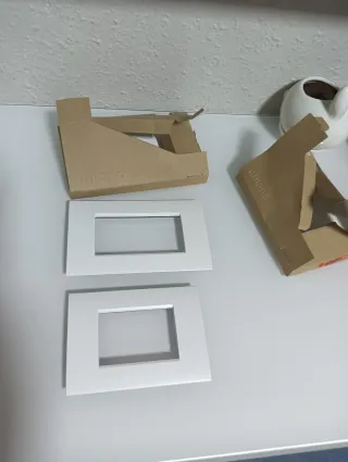 Placa Metal Blanco Monocromática