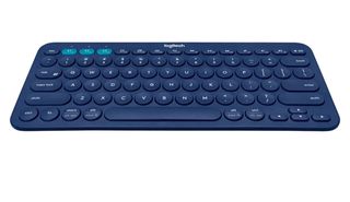 Logitech K380 Teclado Inalámbrico Multi-Dispositivos para Windows, Apple iOS, Android, Chrome, Disposición QWERTY Italiano, Azul