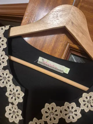 Vestido Ibicenco Negro con Flores Beige