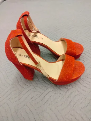 Sandalias MARQUIZ Tacon Corrido rojo