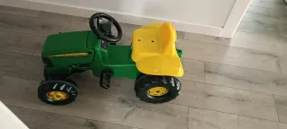 Tractor Juguete John Deere Verde y Amarillo