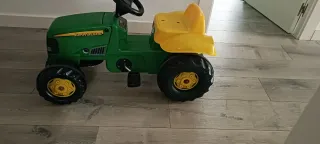 Tractor Juguete John Deere Verde y Amarillo