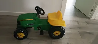 Tractor Juguete John Deere Verde y Amarillo