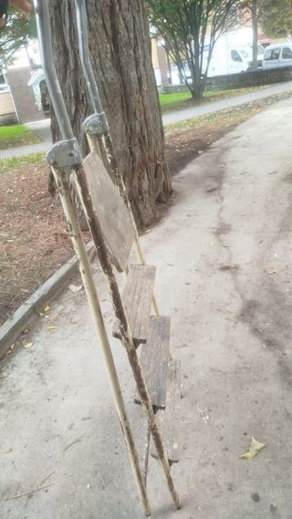 Escalera de pintor plegable