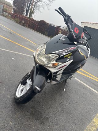 Yamaha Jog RR preparada