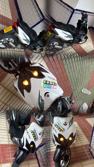 Yamaha Jog RR preparada