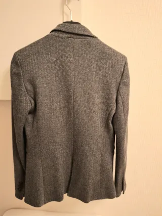 Americana Mango entallada gris