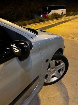 Peugeot 206 2003