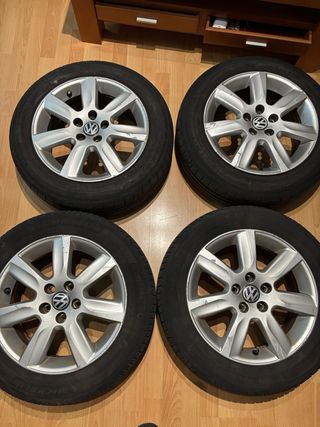 Llantas VW Polo (4 unidades) con neumatico