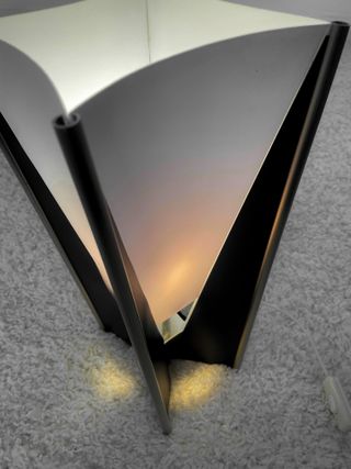 LÁMPARA DE MESA "STYLE". SAMUEL PARKER. 80s