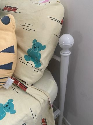 Estructura cama + un colchón de 90