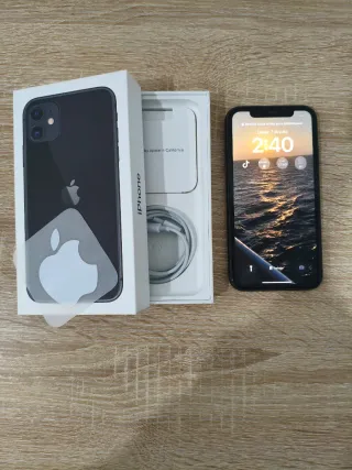 iPhone 11 Nero 128GB + Custodia