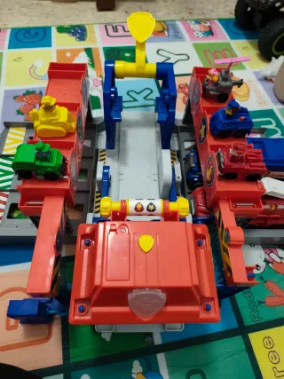 Patrulla Canina Juguetes Torre y Vehículos