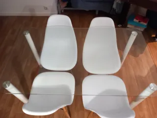 Mesa y 4 Sillas Comedor Cristal