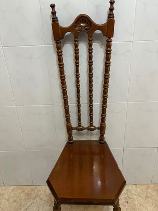 Sillas antiguas de madera para coleccionistas