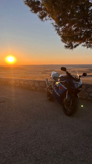 Suzuki GSX-R600 K5 Impecable