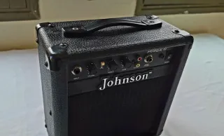 Amplificador Johnson Power 10 (10W)