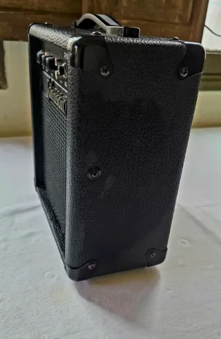 Amplificador Johnson Power 10 (10W)