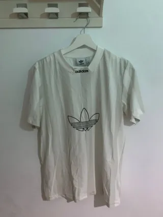 Camiseta Adidas Originals Outline Blanca