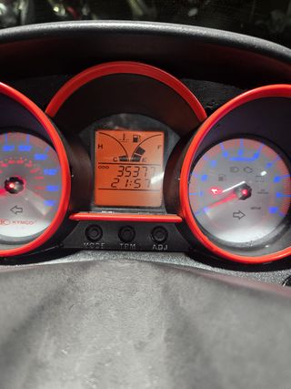 kymco superdink 300i 2011 35 mil km