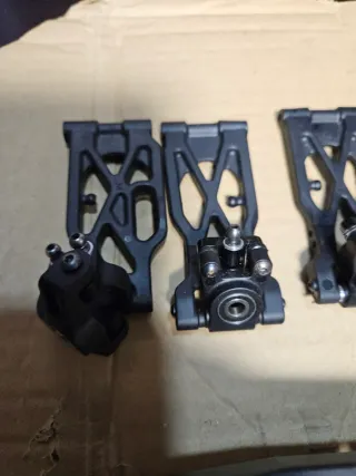 Chasis , trapecios y aleron Xb4 2024