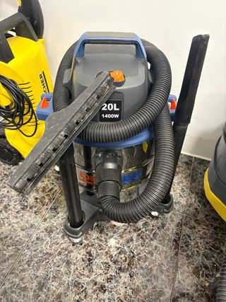 Aspirador Dexter 20L 1400W