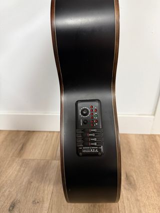 Guitarra Electroacústica California Negra Mate