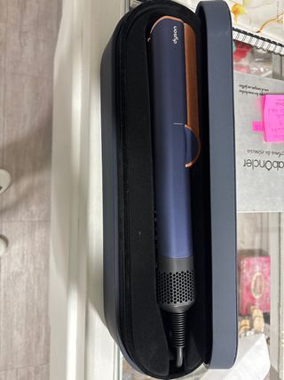 Plancha Dyson Azul y Dorado