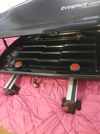 Cofre Techo Evospace 400dx Maletero con soportes
