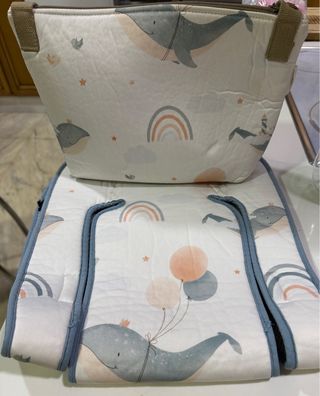 Colchoneta y organizador Bimbi ballenas