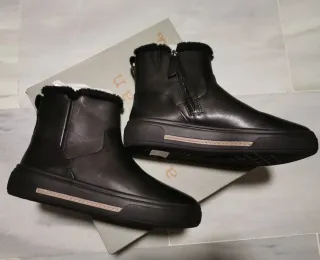 OFERTA Botiness Clark con plataforma negros.