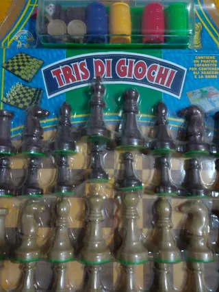 Tris di Giochi Scacchi Dama parchis