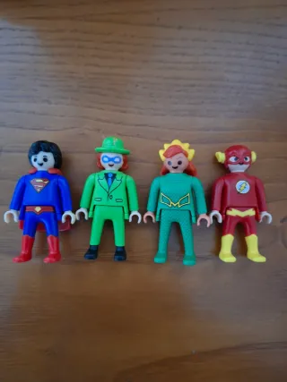 Lote 4 Figuras Playmobil Superhéroes DC