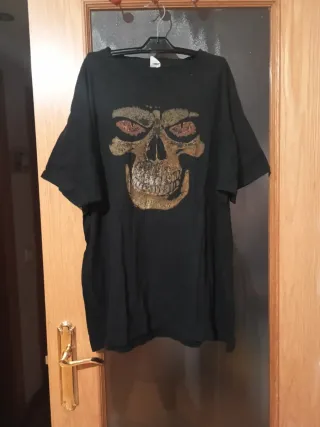 Camiseta para chico con calavera