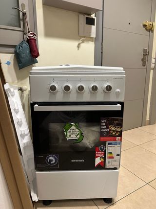 Cocina compacta Infiniton con horno