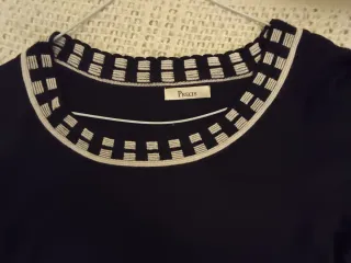 Jersey negro de manga tres cuartos