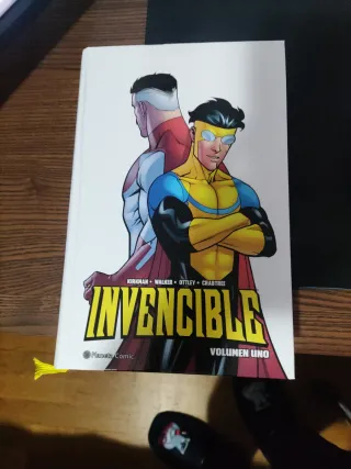 Invencible nº 01/06