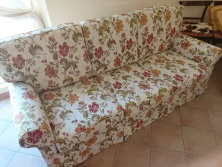 Divano 3 posti floreale come nuovo