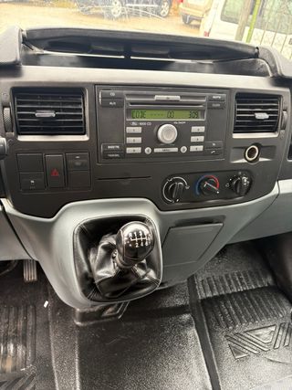 Camión ford transit Basculante 3.500 kg, 6 plazas!