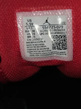 Jordan Air Jordan 1 Mid Rojo/Negro