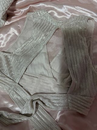 Top Bershka dorado y plateado brillante