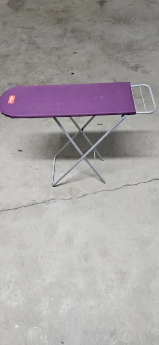 Tabla de planchar de juguete