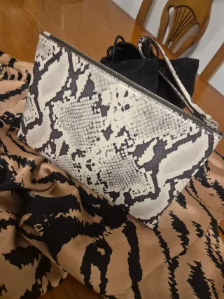 Lote bolsos y carteras beige multicolor